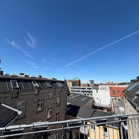 Spacious And Bright 4-room In Downtown Aalborg